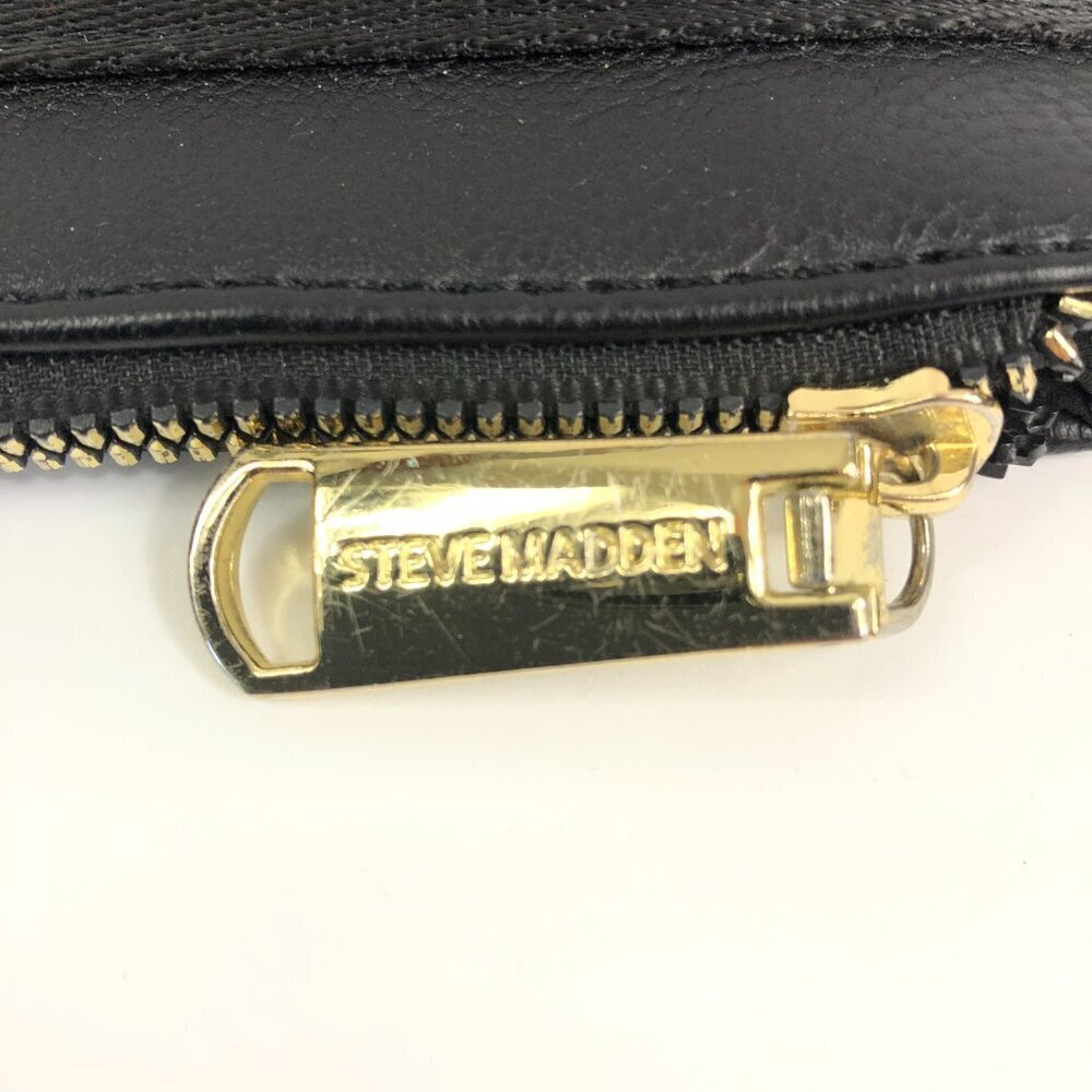 Steve Madden Black Wristlet - Picture 4 of 6